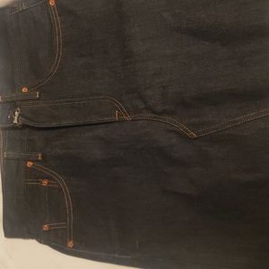 Levi's skirt. Sample garment size 27
